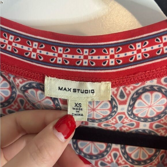 Max Studio Red and Blue Geometric print Mini wrap Dress size xs EUC - Picture 2 of 4